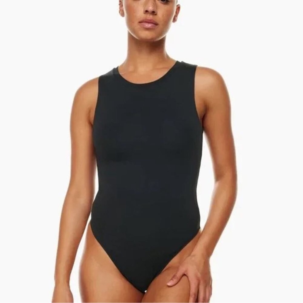 Babaton ARITZIA Contour Muscle Tank Bodysuit Womens xxs Black Slimming Stretch